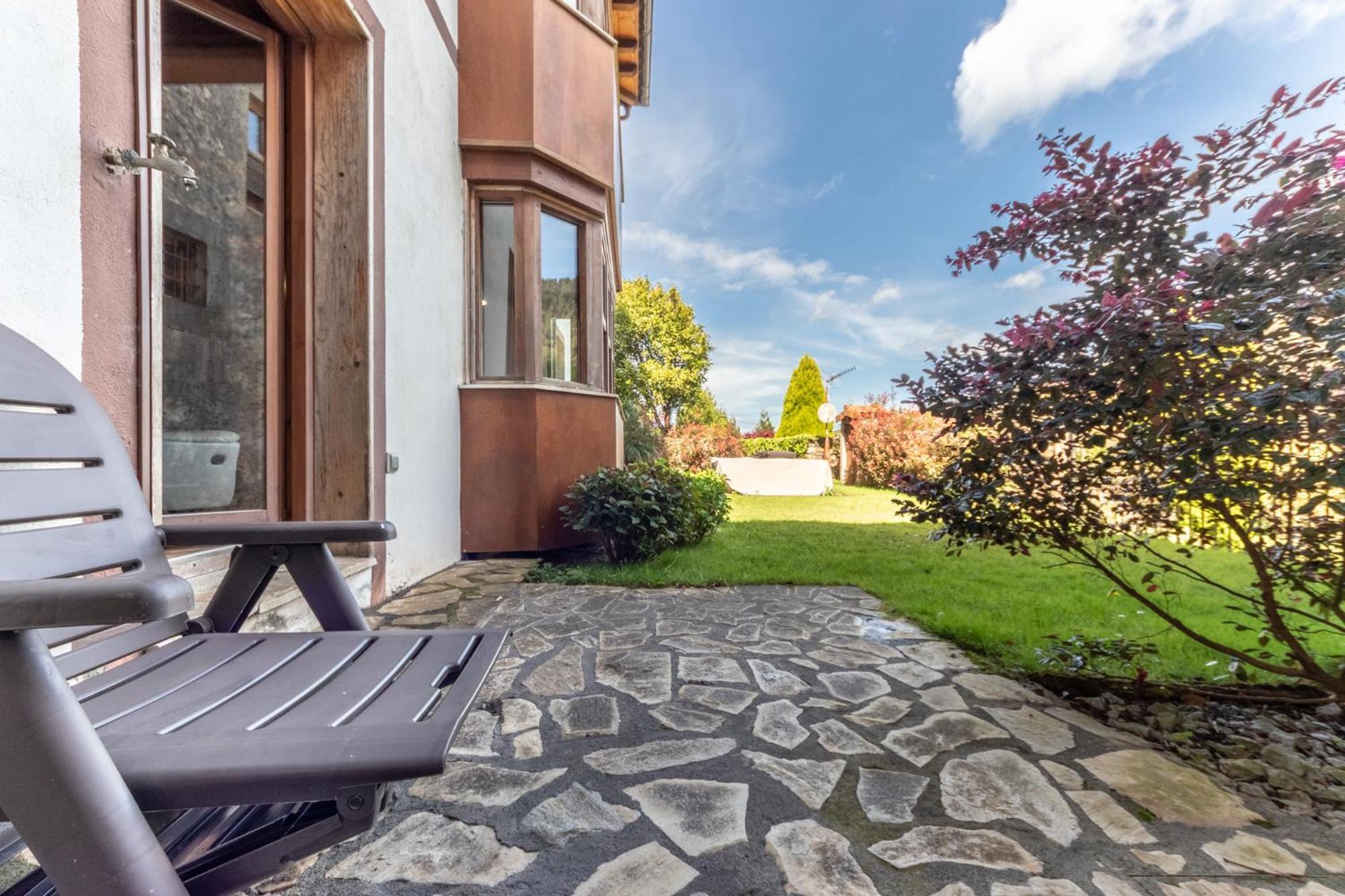 43A Nature With Parking By Aston Rentals Otanes Екстер'єр фото
