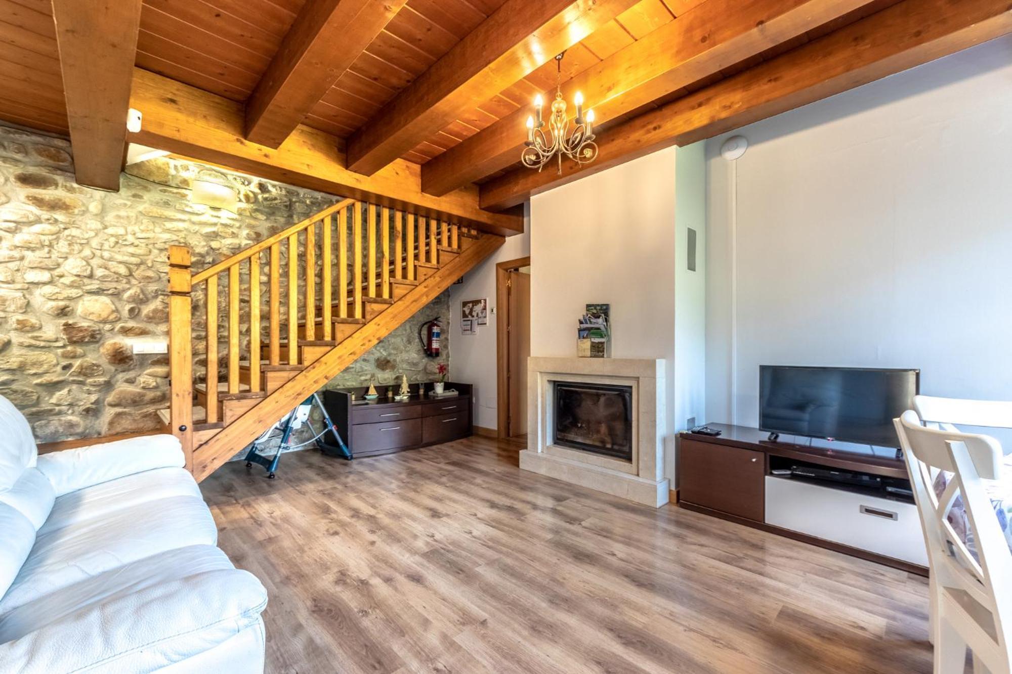 43A Nature With Parking By Aston Rentals Otanes Екстер'єр фото