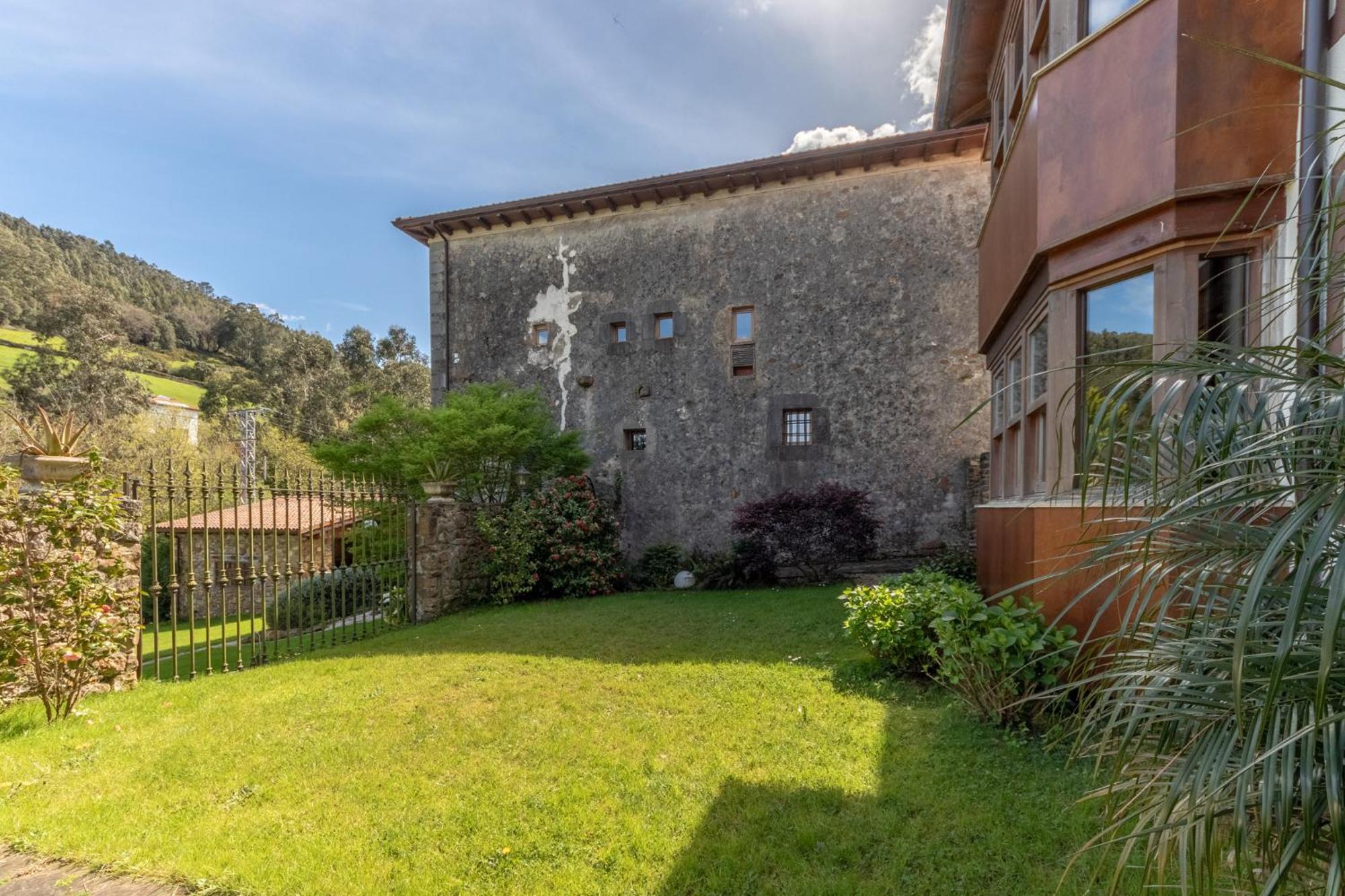 43A Nature With Parking By Aston Rentals Otanes Екстер'єр фото